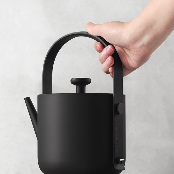 Teawith Kettle · Charcoal 