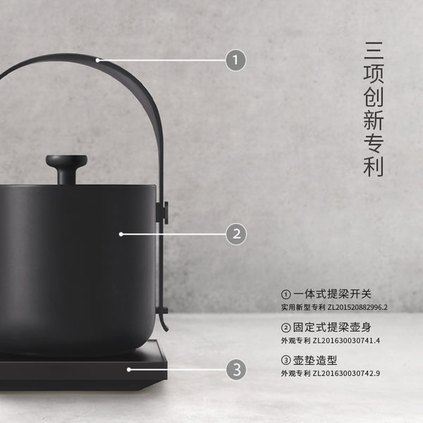 Teawith Kettle · Three-hare · Charcoal Black