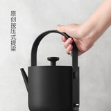 Teawith Kettle · Three-hare · Charcoal Black